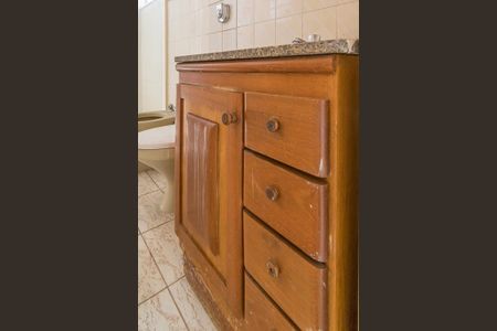 Apartamento à venda com 60m², 2 quartos e 1 vaga Apartamento à venda com 60m², 2 quartos e 1 vagaBanheiro