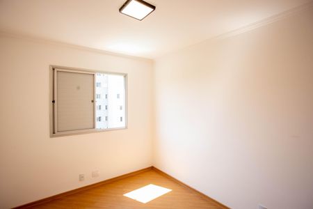 Apartamento à venda com 71m², 3 quartos e 1 vagaQuarto 2