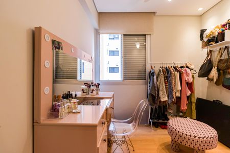 Apartamento à venda com 180m², 4 quartos e 3 vagas Apartamento à venda com 180m², 4 quartos e 3 vagasQuarto 2