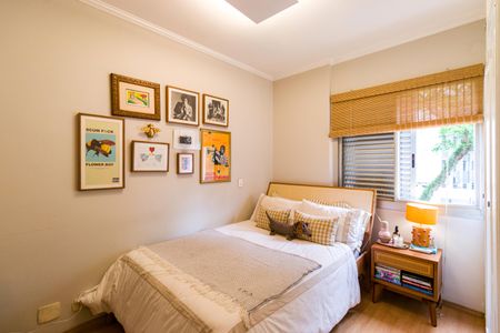 Apartamento à venda com 180m², 4 quartos e 3 vagas Apartamento à venda com 180m², 4 quartos e 3 vagasSuíte 2