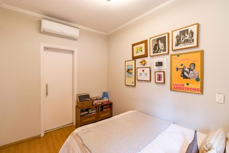 Apartamento à venda com 180m², 4 quartos e 3 vagas Apartamento à venda com 180m², 4 quartos e 3 vagasSuíte 2