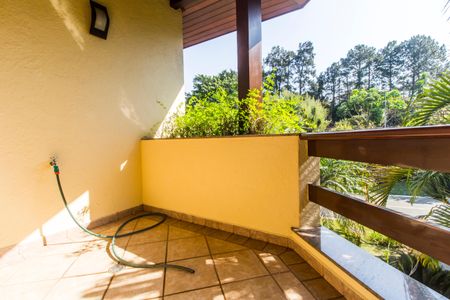 Casa de condomínio à venda com 703m², 4 quartos e 4 vagas Casa de condomínio à venda com 703m², 4 quartos e 4 vagasVaranda