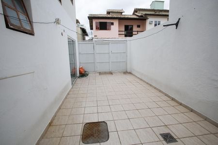 Casa à venda com 140m², 3 quartos e 2 vagasGaragem