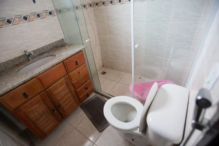 Casa à venda com 140m², 3 quartos e 2 vagasBanheiro da Suíte