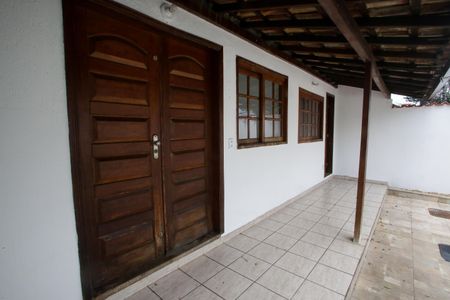 Casa à venda com 140m², 3 quartos e 2 vagasVaranda da Frente