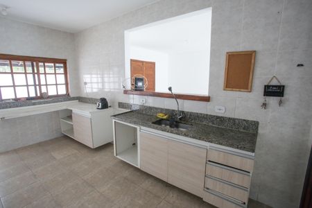 Casa à venda com 140m², 3 quartos e 2 vagasCozinha