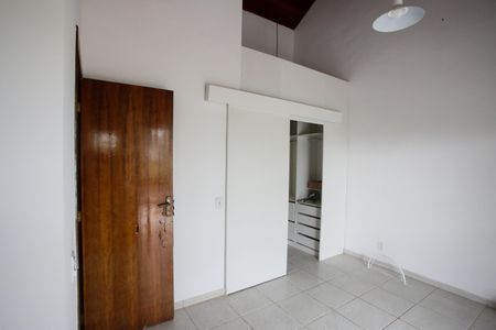 Casa à venda com 140m², 3 quartos e 2 vagasQuarto Suíte