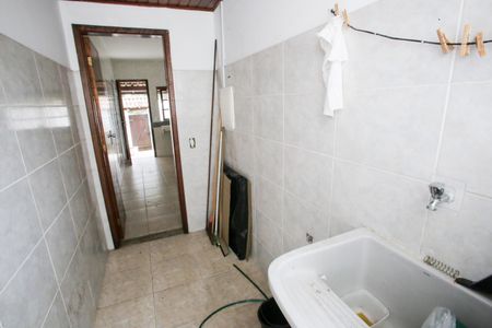 Casa à venda com 140m², 3 quartos e 2 vagasÁrea de Serviço