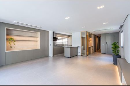 Apartamento à venda com 3 quartos, 185m² em Itaim Bibi, São Paulo
