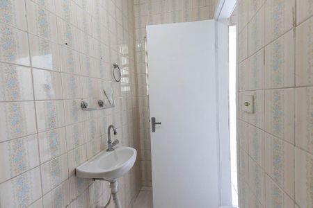 Casa à venda com 125m², 3 quartos e 2 vagas Casa à venda com 125m², 3 quartos e 2 vagasBanheiro 2