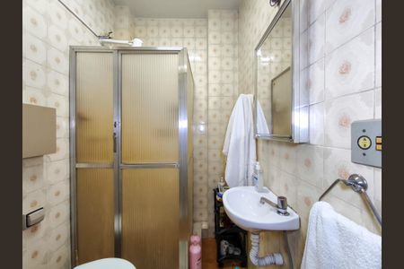 Apartamento à venda com 63m², 2 quartos e sem vagaBanheiro Corredor