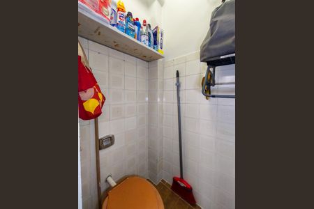 Apartamento à venda com 63m², 2 quartos e sem vagaBanheiro de serviço