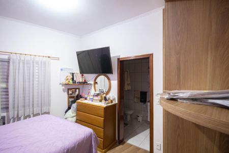 Casa à venda com 500m², 7 quartos e 3 vagas Casa à venda com 500m², 7 quartos e 3 vagasSuíte  - Casa 2