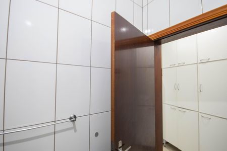 Casa à venda com 500m², 7 quartos e 3 vagas Casa à venda com 500m², 7 quartos e 3 vagasBanheiro  - Casa 2