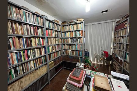 Apartamento para alugar com 400m², 4 quartos e 5 vagasQuarto 2