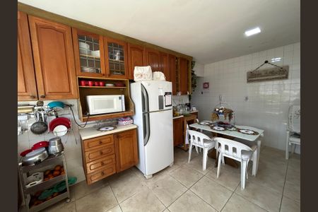 Apartamento para alugar com 400m², 4 quartos e 5 vagasCozinha