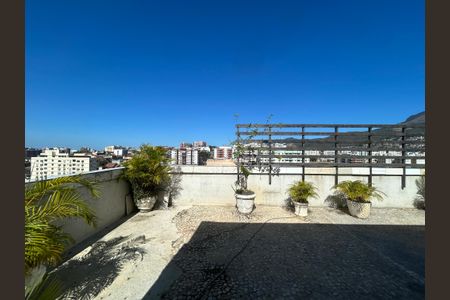 Apartamento para alugar com 400m², 4 quartos e 5 vagasVista da Suíte
