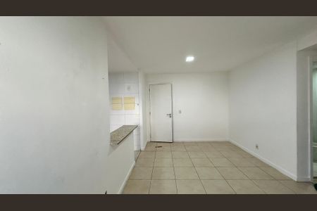 Sala de apartamento para alugar com 2 quartos, 80m² em Recreio dos Bandeirantes, Rio de Janeiro