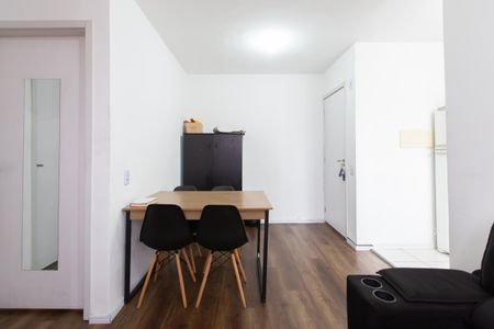 Sala de apartamento para alugar com 2 quartos, 44m² em Vila Lourdes, São Paulo