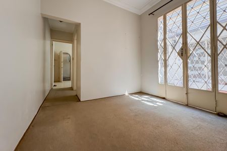 Casa à venda com 180m², 4 quartos e 1 vaga Casa à venda com 180m², 4 quartos e 1 vagaSala 2