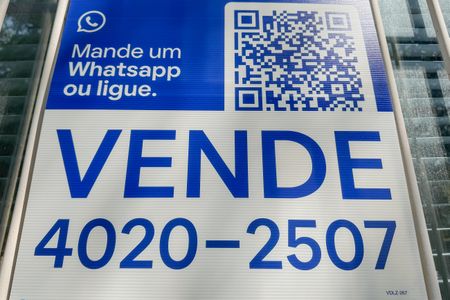 Casa à venda com 180m², 4 quartos e 1 vaga Casa à venda com 180m², 4 quartos e 1 vagaPlaquinha