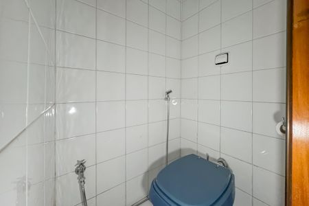 Casa à venda com 180m², 4 quartos e 1 vaga Casa à venda com 180m², 4 quartos e 1 vagaLavabo