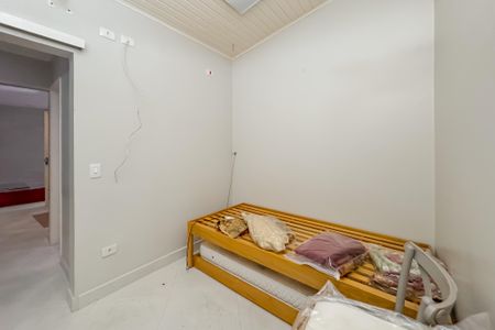Casa à venda com 180m², 4 quartos e 1 vaga Casa à venda com 180m², 4 quartos e 1 vagaEdícula - Quarto