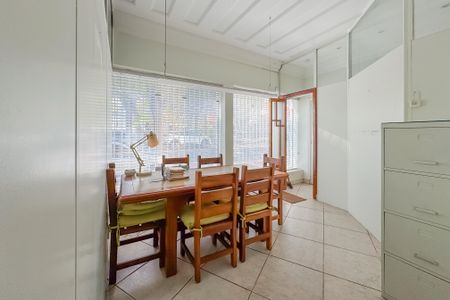 Casa à venda com 180m², 4 quartos e 1 vaga Casa à venda com 180m², 4 quartos e 1 vagaSala 3