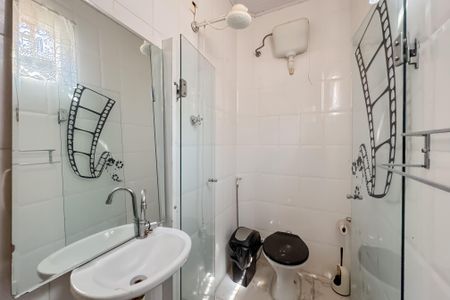 Casa à venda com 180m², 4 quartos e 1 vaga Casa à venda com 180m², 4 quartos e 1 vagaBanheiro da Suíte 1