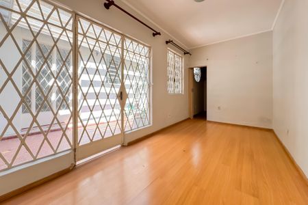 Casa à venda com 180m², 4 quartos e 1 vaga Casa à venda com 180m², 4 quartos e 1 vagaQuarto 2