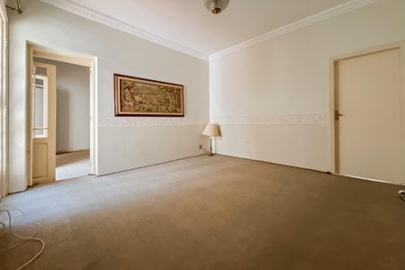 Casa à venda com 180m², 4 quartos e 1 vagaSala 