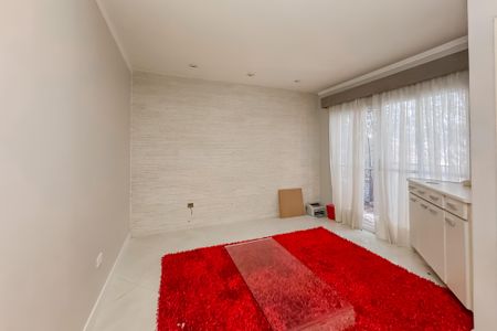 Casa à venda com 180m², 4 quartos e 1 vaga Casa à venda com 180m², 4 quartos e 1 vagaEdícula