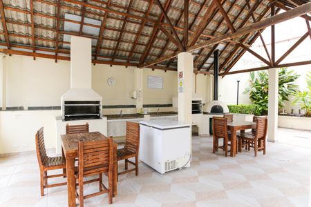 Apartamento para alugar com 110m², 3 quartos e 2 vagasÁrea comum - Churrasqueira