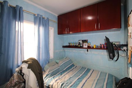 Casa à venda com 212m², 5 quartos e 2 vagasQuarto 2