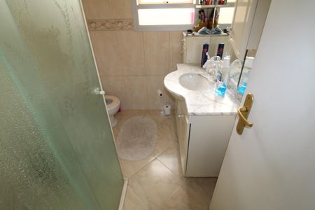 Casa à venda com 212m², 5 quartos e 2 vagasBanheiro Social