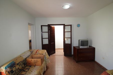 Casa à venda com 212m², 5 quartos e 2 vagasEdícula