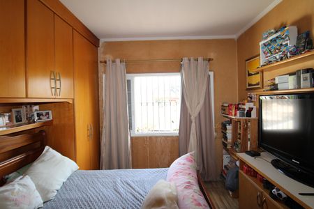 Casa à venda com 212m², 5 quartos e 2 vagasQuarto 3