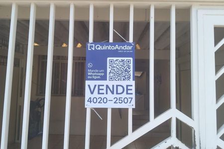Casa à venda com 212m², 5 quartos e 2 vagasPlaca