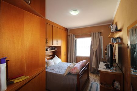 Casa à venda com 212m², 5 quartos e 2 vagasQuarto 3