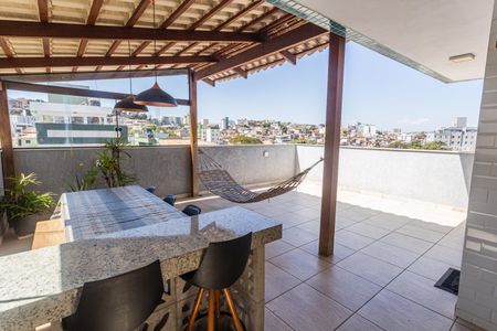 Apartamento à venda com 128m², 3 quartos e 1 vaga Apartamento à venda com 128m², 3 quartos e 1 vagaÁrea comum