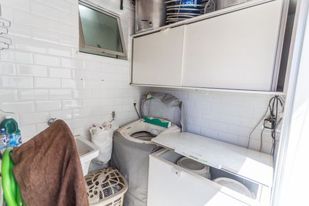 Apartamento à venda com 128m², 3 quartos e 1 vaga Apartamento à venda com 128m², 3 quartos e 1 vagaÁrea de Serviço