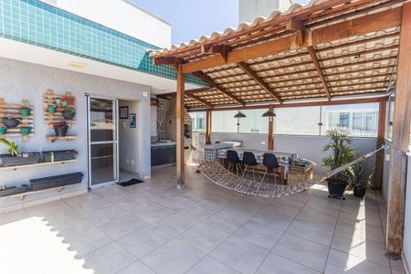 Apartamento à venda com 128m², 3 quartos e 1 vaga Apartamento à venda com 128m², 3 quartos e 1 vagaÁrea comum