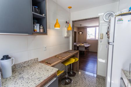 Apartamento à venda com 128m², 3 quartos e 1 vaga Apartamento à venda com 128m², 3 quartos e 1 vagaCozinha