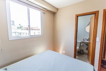 Apartamento à venda com 128m², 3 quartos e 1 vaga Apartamento à venda com 128m², 3 quartos e 1 vagaSuíte