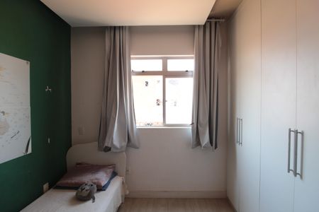 Apartamento à venda com 200m², 3 quartos e 3 vagasQuarto 2