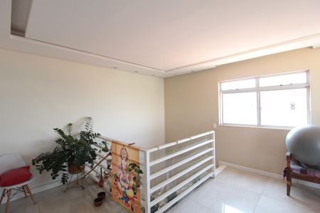 Apartamento à venda com 200m², 3 quartos e 3 vagasSala 2