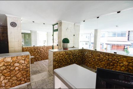 Apartamento para alugar com 55m², 2 quartos e sem vaga Apartamento para alugar com 55m², 2 quartos e sem vagaHall