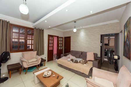 Sala de casa à venda com 4 quartos, 280m² em Dom Cabral, Belo Horizonte