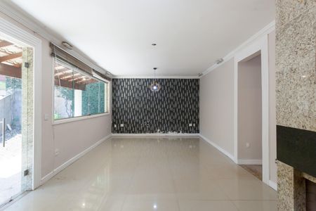 Sala de casa de condomínio para alugar com 3 quartos, 140m² em Piedade do Paraopeba, Brumadinho