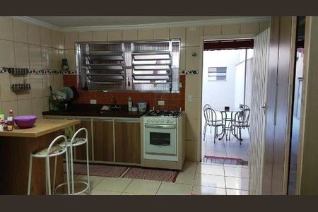 Casa à venda com 160m², 3 quartos e 1 vaga